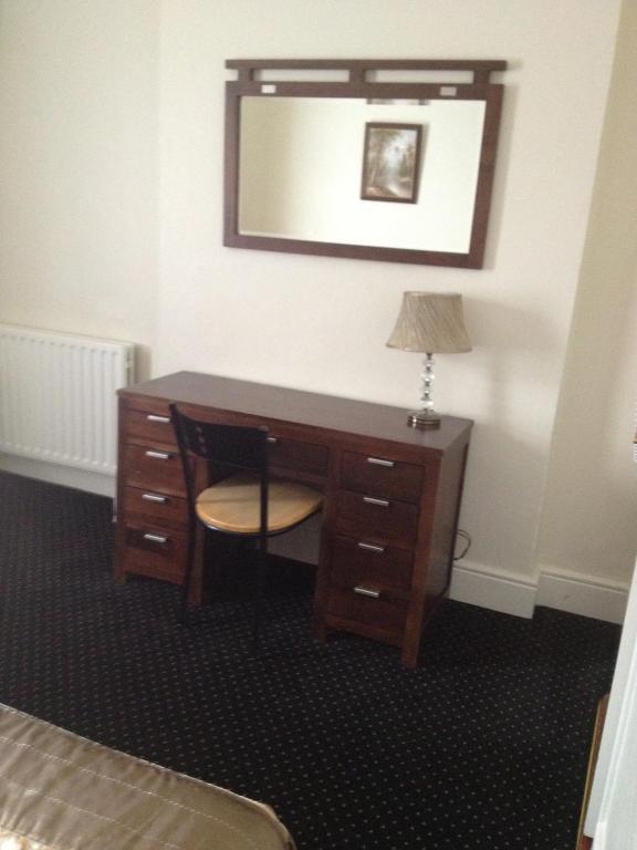 Отель Killarney House Western Road Корк Номер фото
